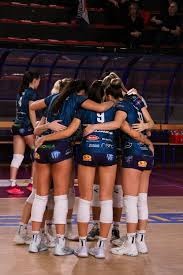 黄蜂全队9人上双 狂胜爵士55分